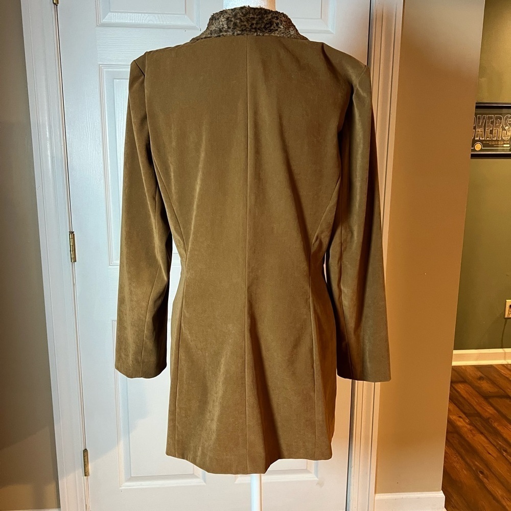 VGT Liz Claiborne Dresses Womens Size 10 Brown Coat With Leopard Print Collar - Picture 4 of 10